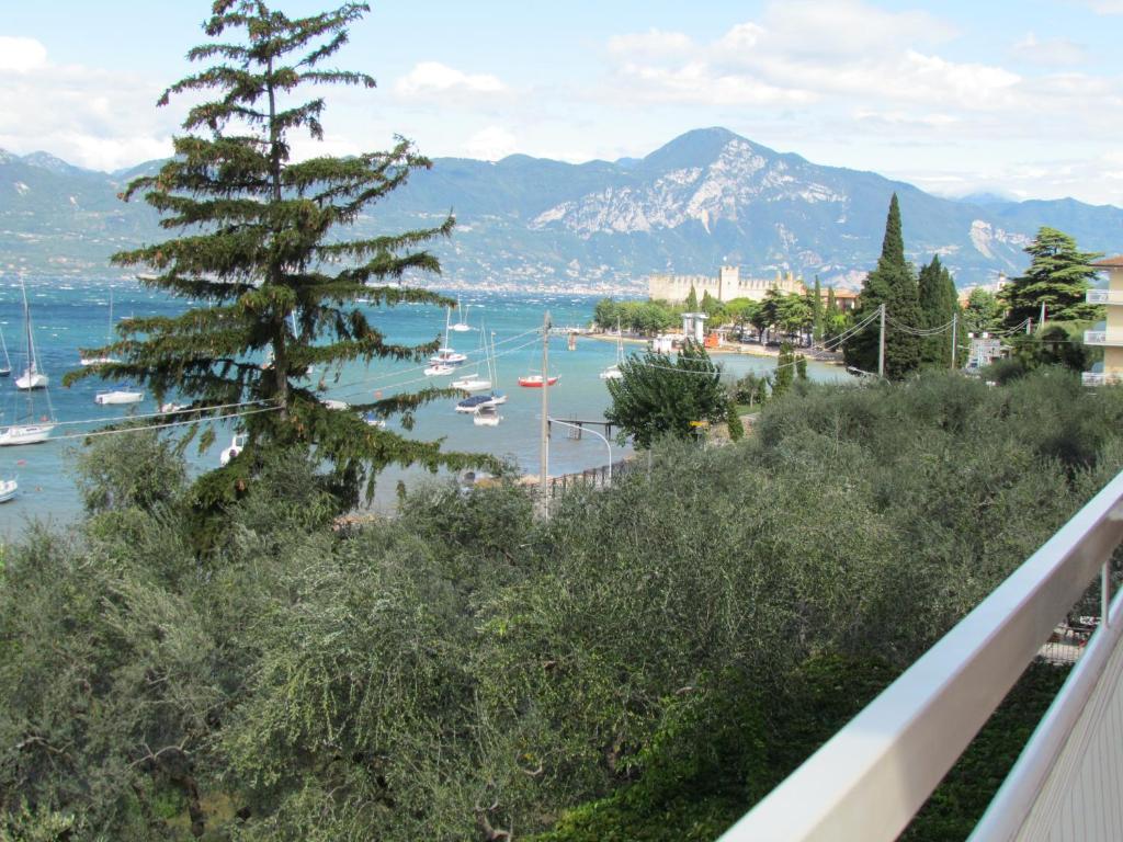 Hotel San Faustino Torri Del Benaco Luaran gambar