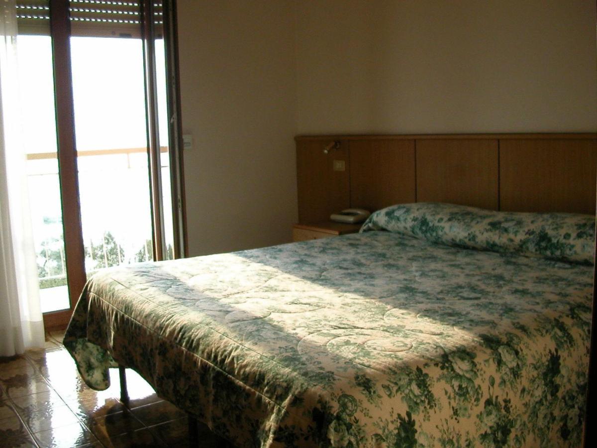 Hotel San Faustino Torri Del Benaco Luaran gambar