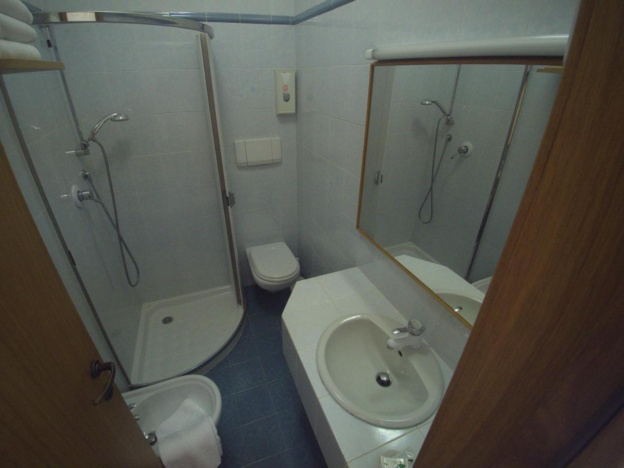 Hotel San Faustino Torri Del Benaco Luaran gambar